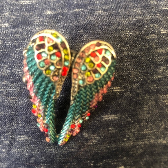 Jewelry - Multi color Angel wings ring